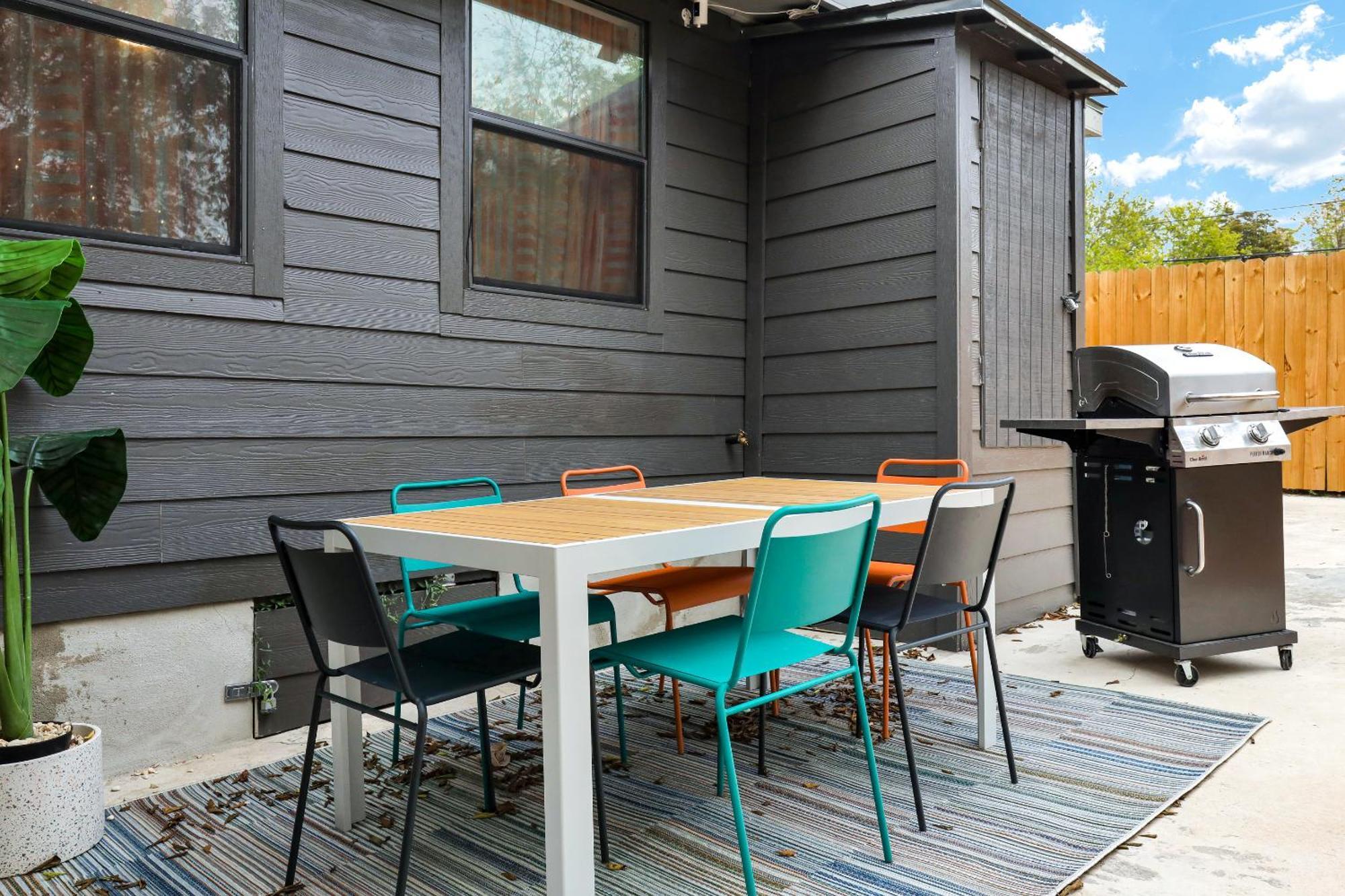 Artsy - A Birdy Vacation Rental San Antonio Bagian luar foto
