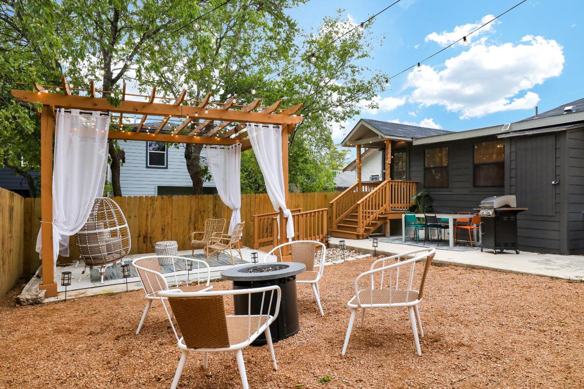 Artsy - A Birdy Vacation Rental San Antonio Bagian luar foto